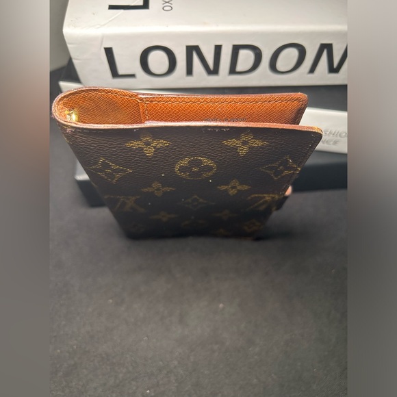 Authentic Louis Vuitton Agenda Cover PM size - Picture 4 of 10